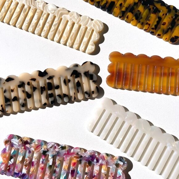 Anthropologie Accessories - Solar Eclipse Scalloped Acetate Hair Comb